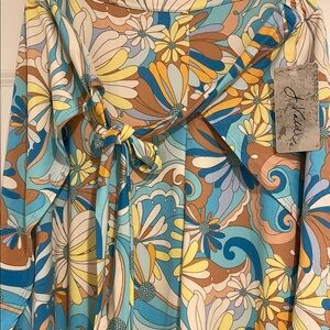 J. Valdi Floral Patterned pants that can be worn for a swimsuit coverup